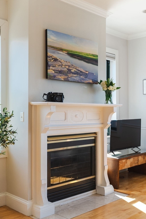 6 Cushing Street, Unit 1 Waltham, MA 02453 - Photo 8 of 42