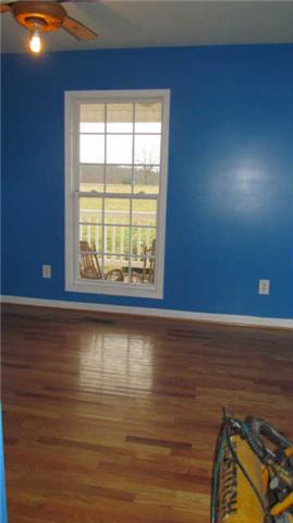 674 Barnsville Road Summertown, TN 38483 - Photo 10 of 18 Gallery Image 10