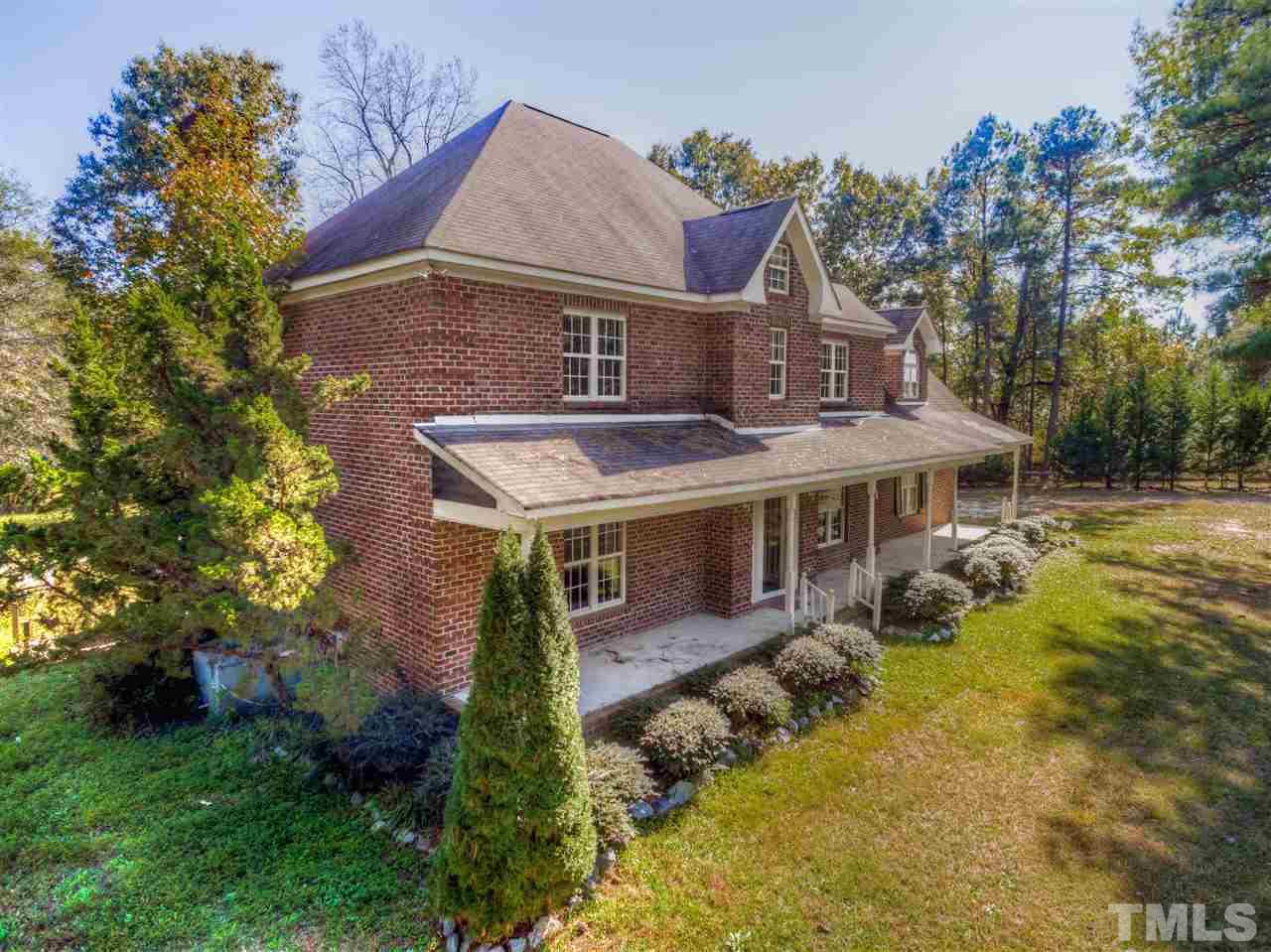 9241 Brogden Road Smithfield, NC 27577 - Photo 4 of 20 Gallery Image 4