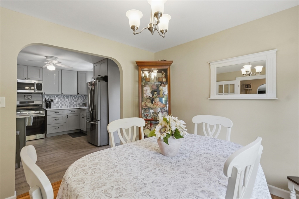 36 Glenn Road Lowell, MA 01852 - Photo 15 of 39