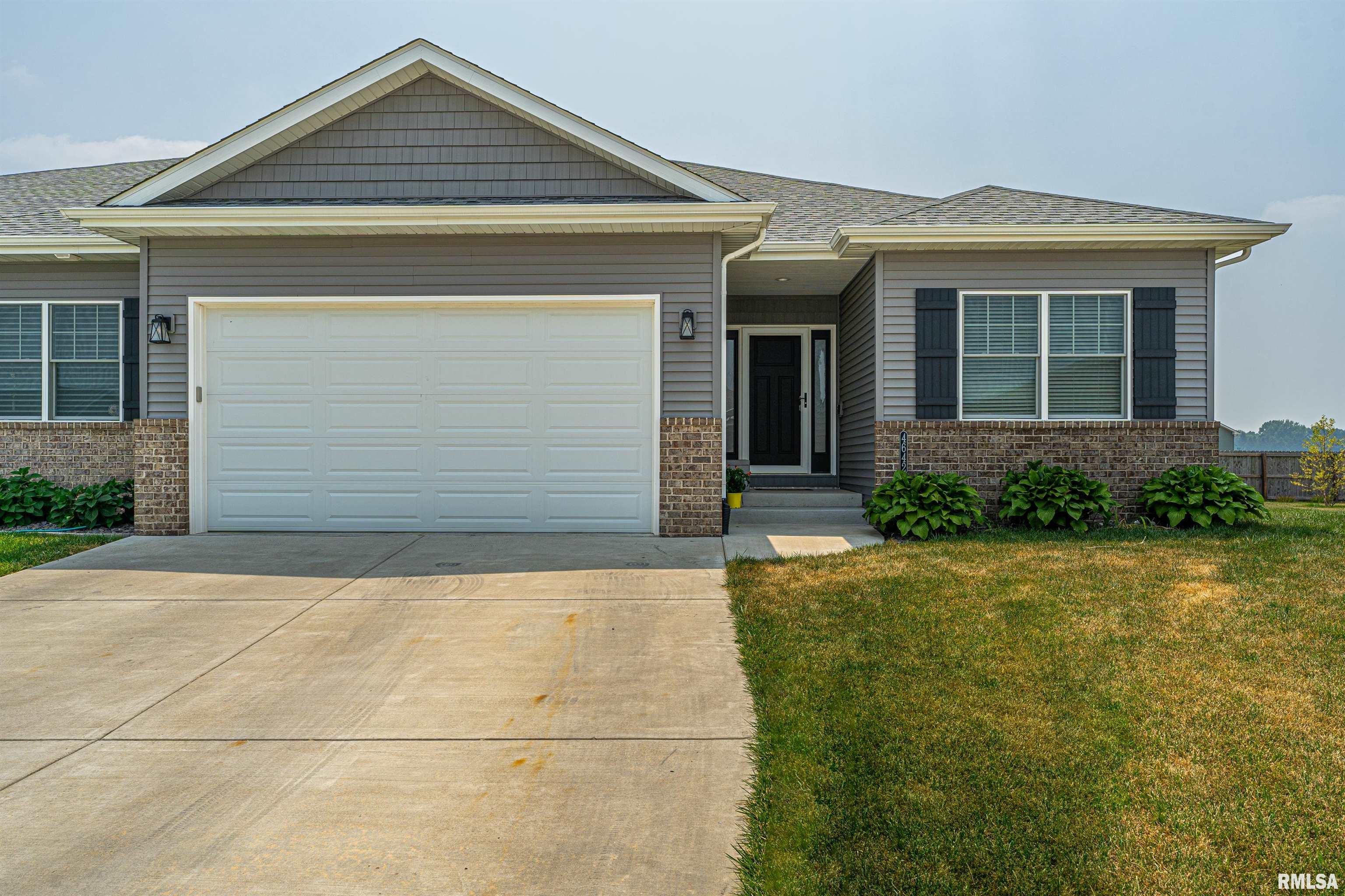 4642 Thompson Road Springfield, IL 62711 - Photo 4 of 46