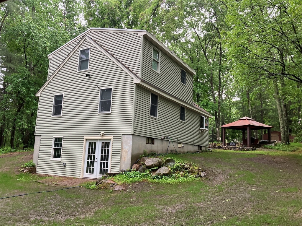 47 Kingsbury Road Norfolk, MA 02056 - Photo 3 of 33