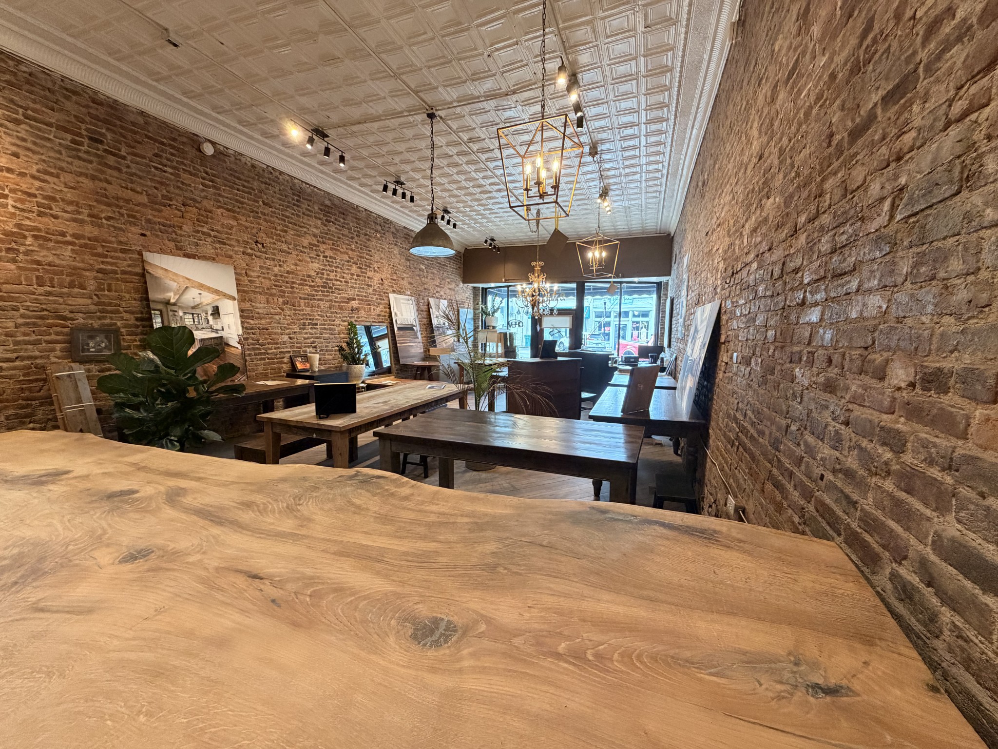 211 North 1st Street Pulaski, TN 38478 - Photo 3 of 6 a view of a patio with chairs next to a yard