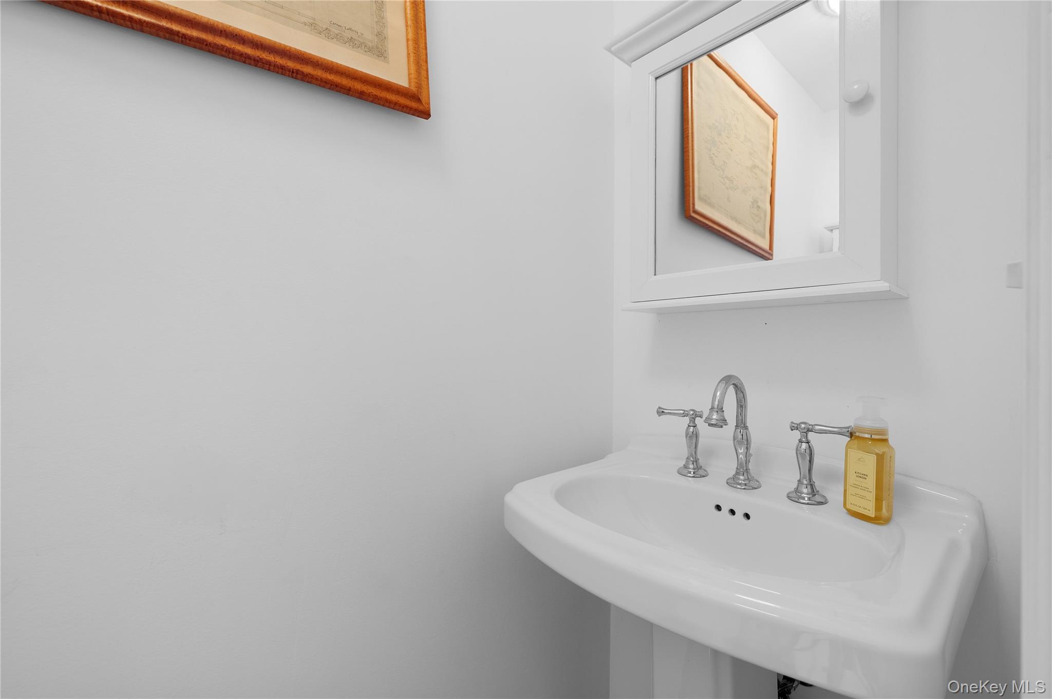34 Cape Road Amityville, NY 11701 - Photo 15 of 36 main 1/2 bath