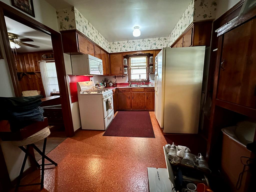 3042 Colonial Drive Columbus, GA 31903 - Photo 15 of 29 a room with storage and utility