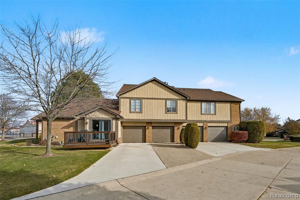 107 Meadow Ln Circle, Unit 2 Rochester, MI 48307 - Photo 2 of 24