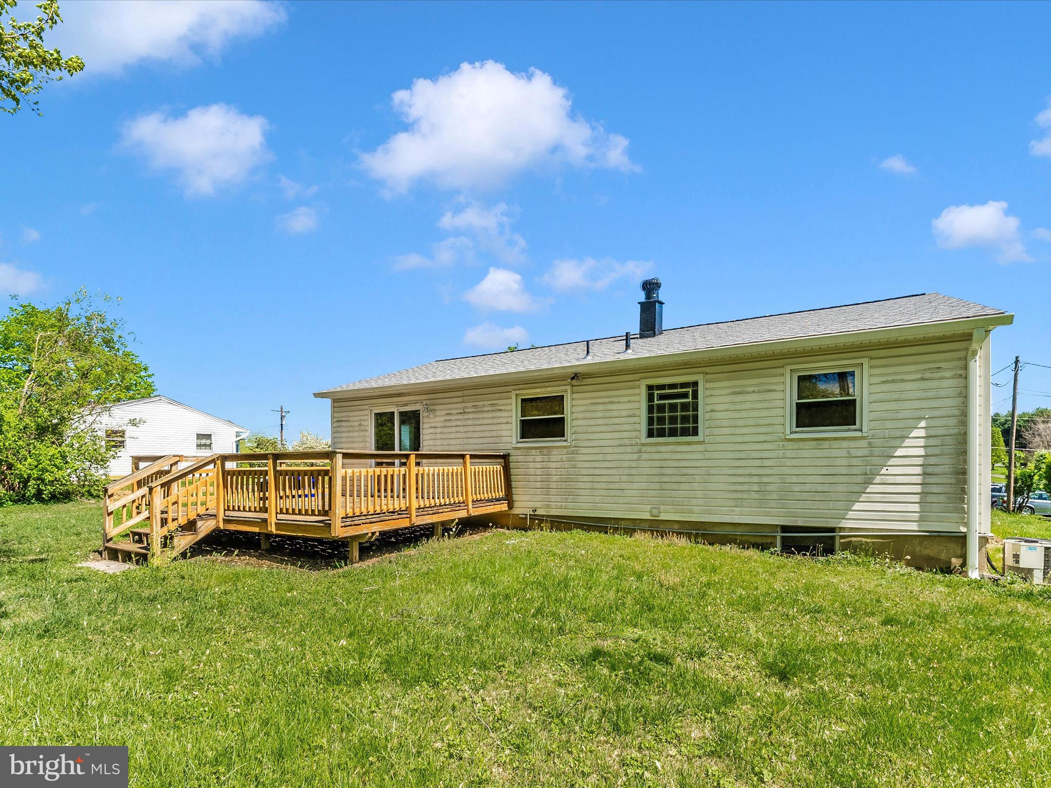 28412 Clarksburg Road Damascus, MD 20872 - Photo 42 of 46 Exterior Back