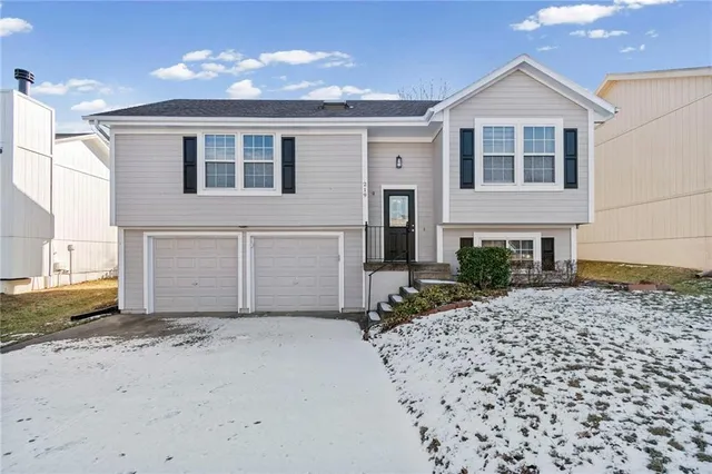 $282,000 | 219 Northwest 113 Street, Kansas City, MO 64155