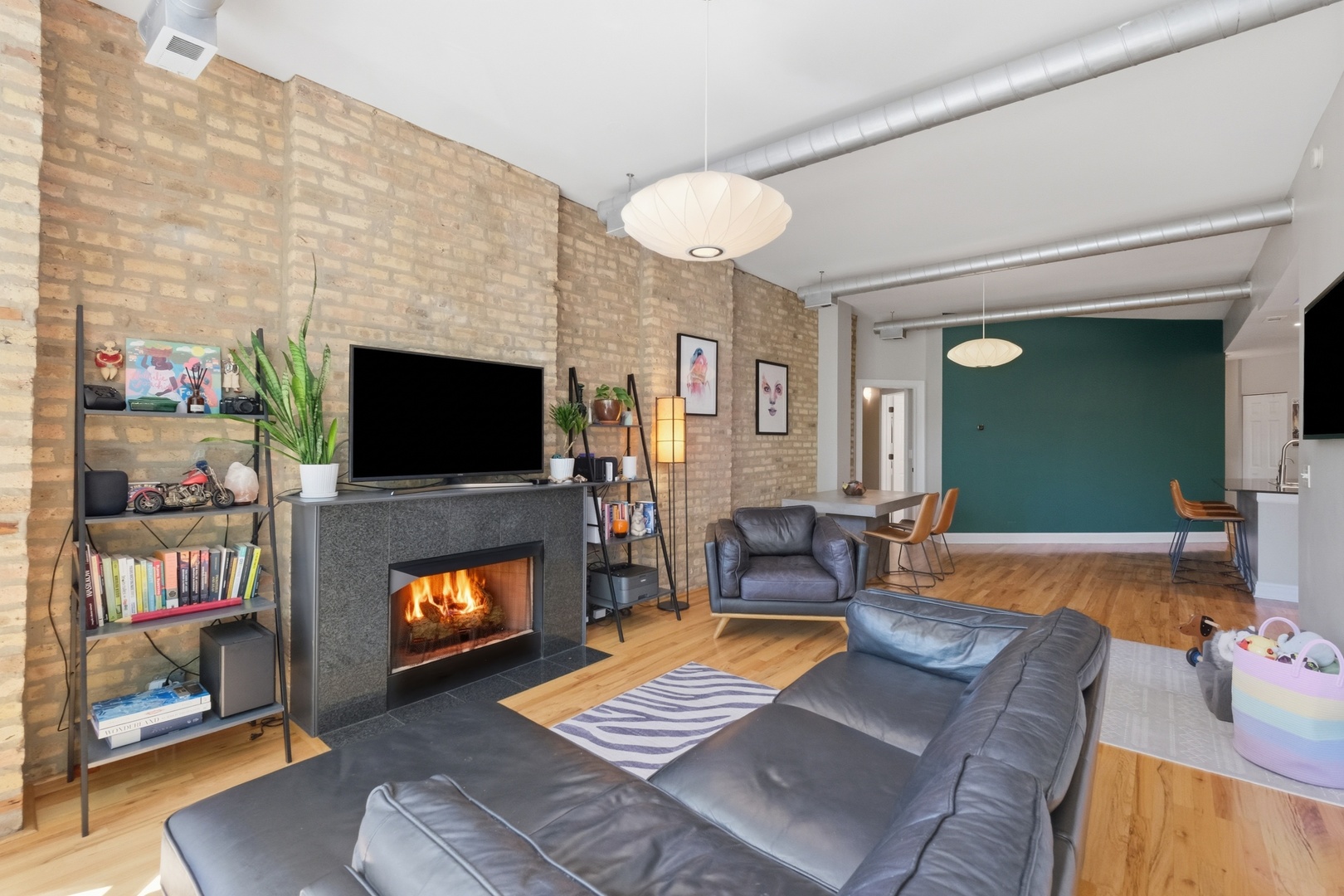 1245 West George Street, Unit 201 Chicago, IL 60657 - Photo 6 of 25