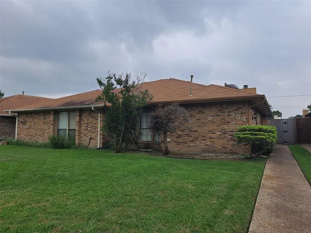 $3,000 | 2954 Allister Street, Dallas, TX 75229