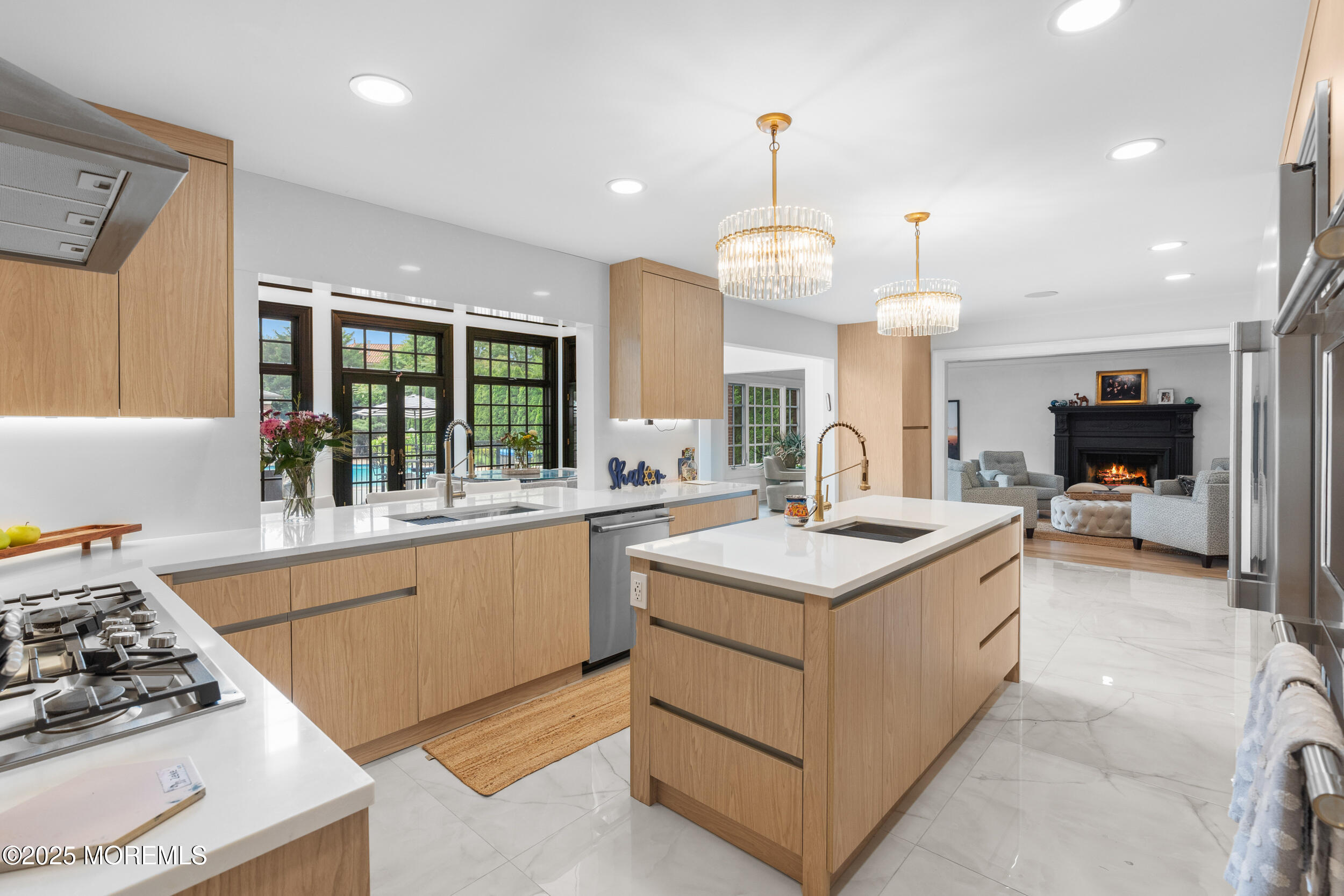 13 Valley Forge Road Eatontown, NJ 07724 - Photo 12 of 69 029