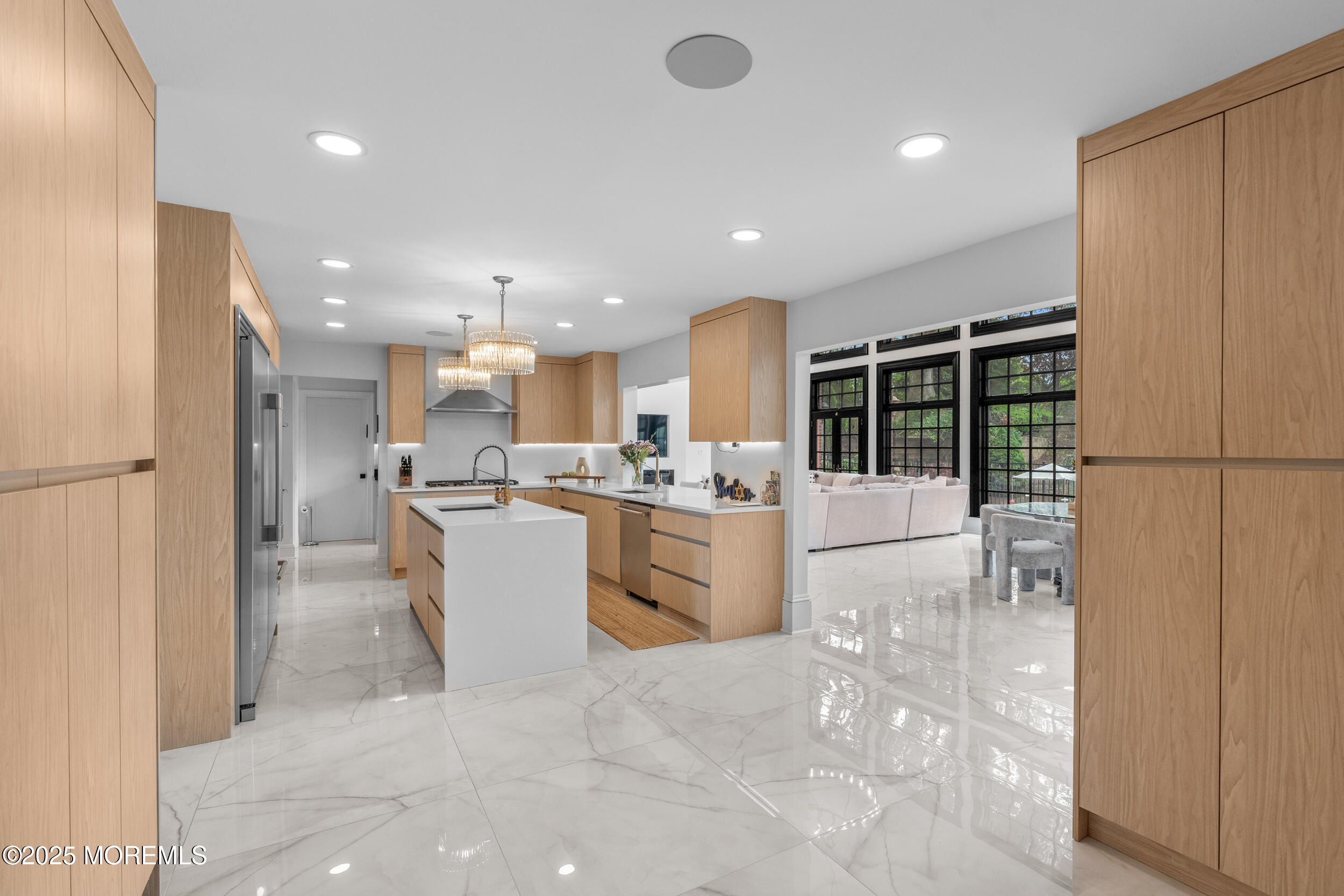 13 Valley Forge Road Eatontown, NJ 07724 - Photo 15 of 69 038