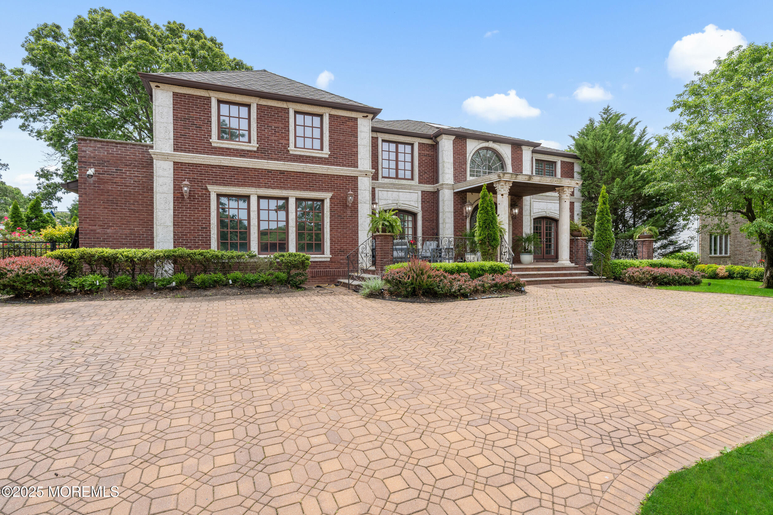 13 Valley Forge Road Eatontown, NJ 07724 - Photo 67 of 69 007