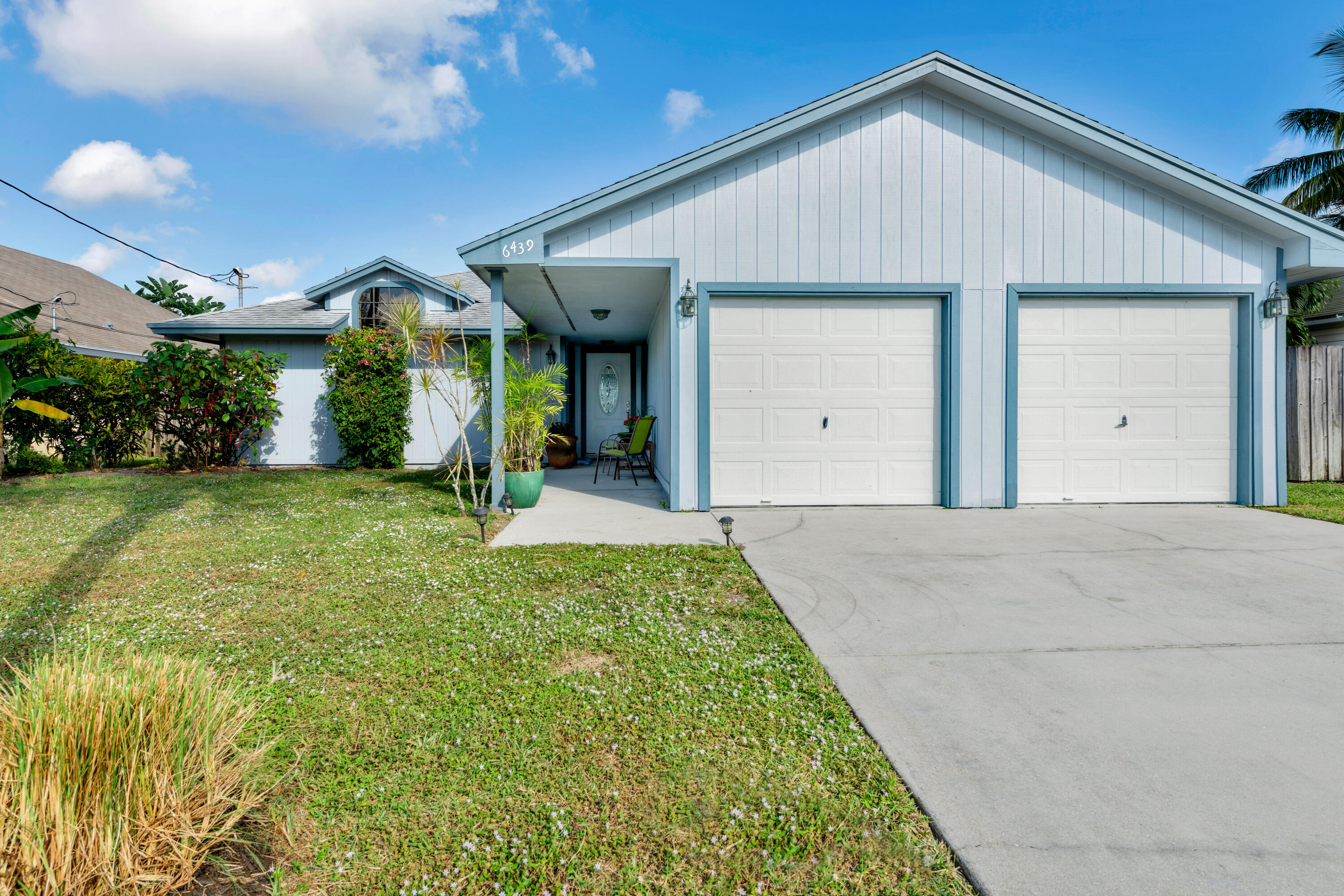 6439 Foster Street Jupiter, FL 33458 - Photo 1 of 19 6439 Foster St Jupiter FL-print-002-023-