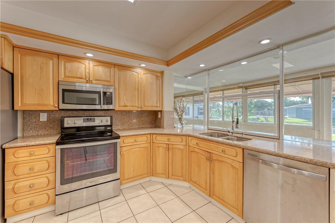 4000 East Shore Road Miramar, FL 33023 - Photo 6 of 27 Photo 6