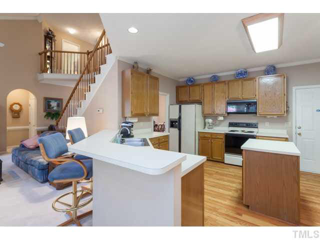 5129 Fairmead Circle Raleigh, NC 27613 - Photo 8 of 25 Photo 8