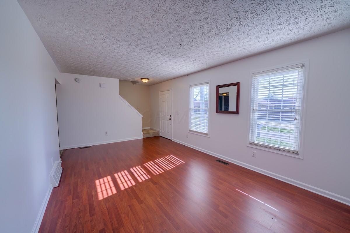 3252 West Case Road Dublin, OH 43017 - Photo 6 of 32 Gallery Image 6