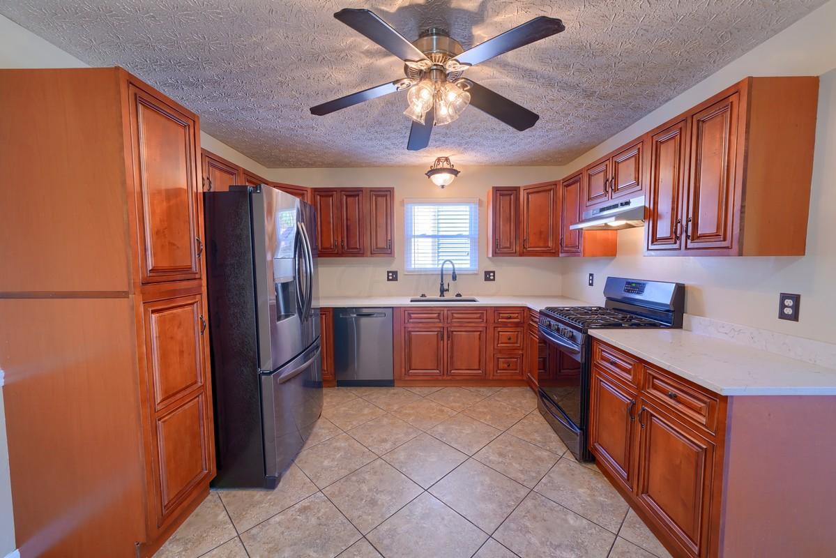 3252 West Case Road Dublin, OH 43017 - Photo 7 of 32 Gallery Image 7