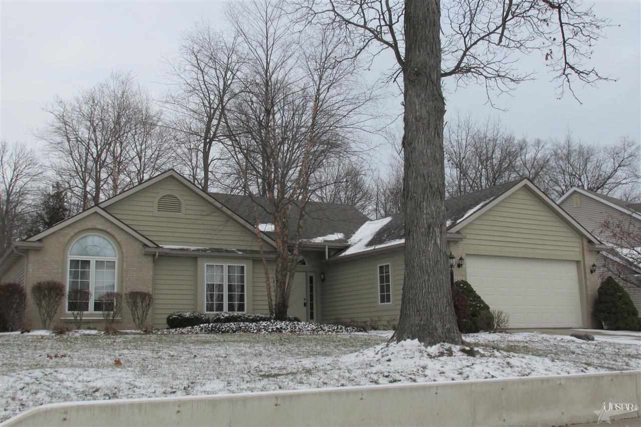 1926 Sweet Cider Road Fort Wayne, IN 46818 - Photo 1 of 22 Gallery Image 1