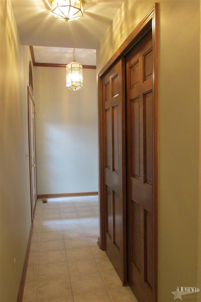 1926 Sweet Cider Road Fort Wayne, IN 46818 - Photo 11 of 22 Gallery Image 11
