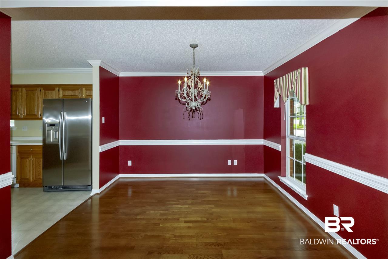 850 Louise Avenue Mobile, AL 36609 - Photo 4 of 38