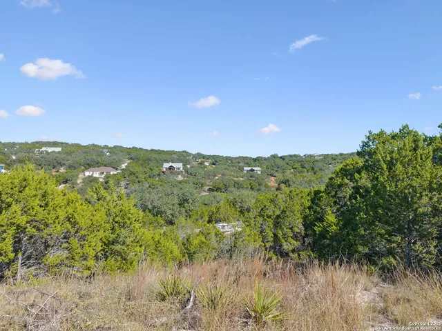 $225,000 | 1161 Post Oak Drive, Canyon Lake, TX 78133