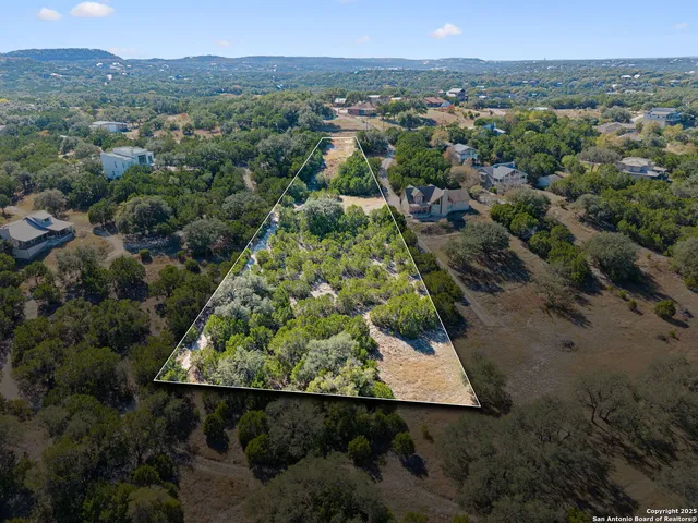 $225,000 | 1161 Post Oak Drive, Canyon Lake, TX 78133