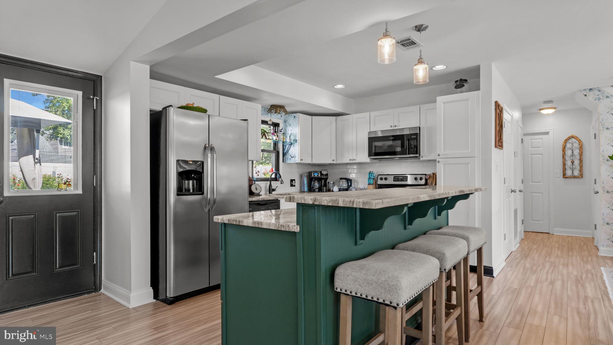 57 Island Road Levittown, PA 19057 - Photo 11 of 50 Gallery Image 11