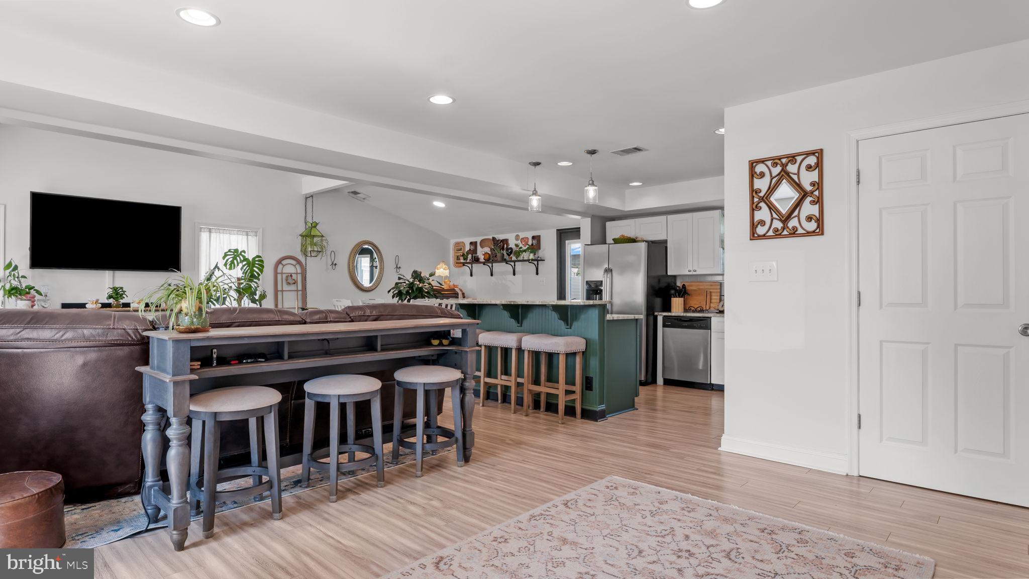 57 Island Road Levittown, PA 19057 - Photo 15 of 50 Gallery Image 15