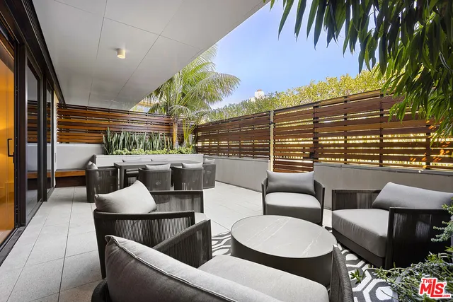 $29,500 | 8420 Sunset Boulevard, Unit 405, West Hollywood, CA 90069