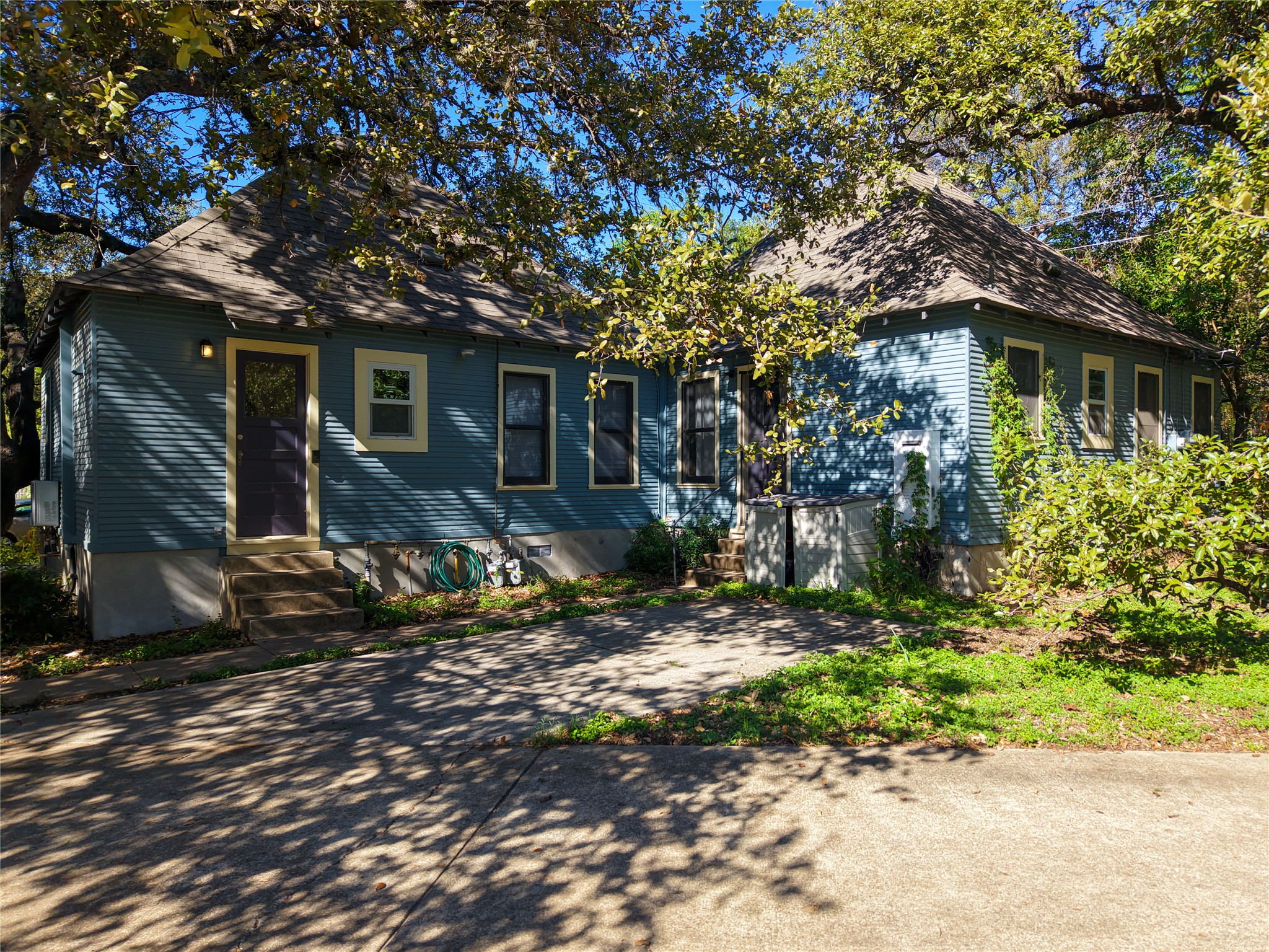 3407 Hampton Road, Unit A AND B Austin, TX 78705 - Photo 9 of 14 a house view with a backyard space
