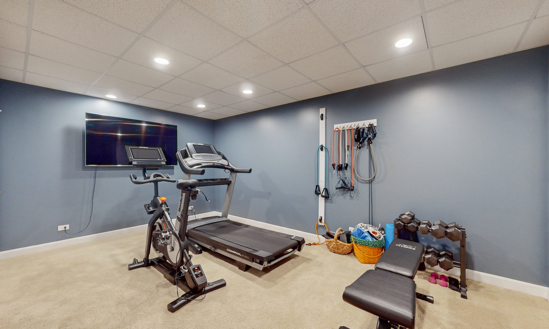 744 Saddle Ridge Crystal Lake, IL 60012 - Photo 25 of 32 Gallery Image 25