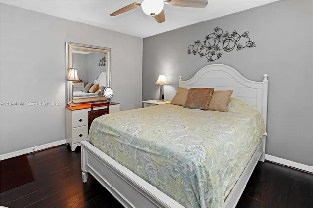 $5,000 | 1247 Washington Street, Hollywood, FL 33019