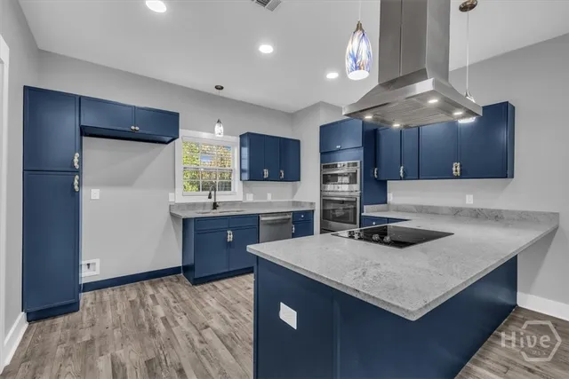 $2,300 | 2706 Hopkins Street, Savannah, GA 31405