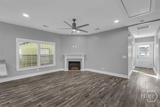 $2,300 | 2706 Hopkins Street, Savannah, GA 31405