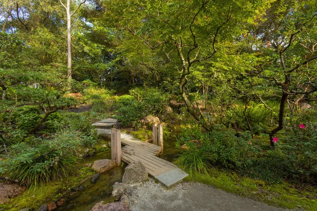 $2,500 | 299 Southwest 7th Street, Unit 1040, Boca Raton, FL 33432