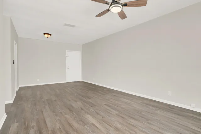 $2,500 | 299 Southwest 7th Street, Unit 1040, Boca Raton, FL 33432