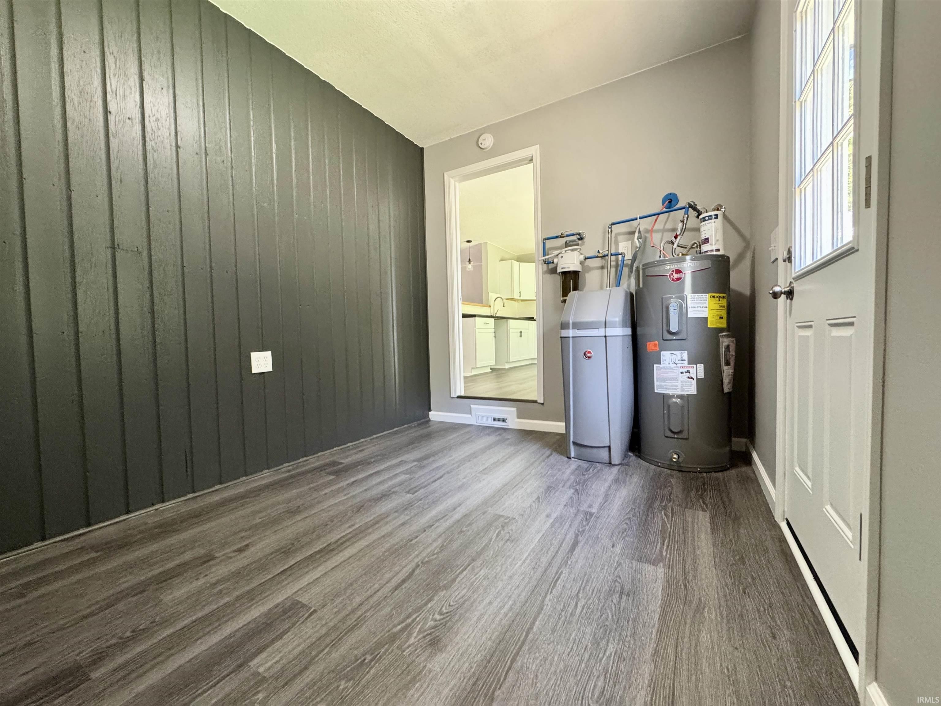 1539 South Ridgeview Road Logansport, IN 46947 - Photo 11 of 33