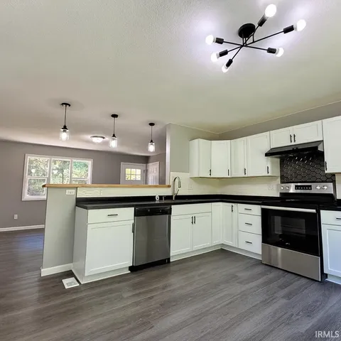 $225,000 | 1539 South Ridgeview Road, Logansport, IN 46947