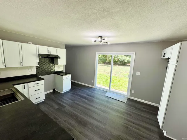 $225,000 | 1539 South Ridgeview Road, Logansport, IN 46947