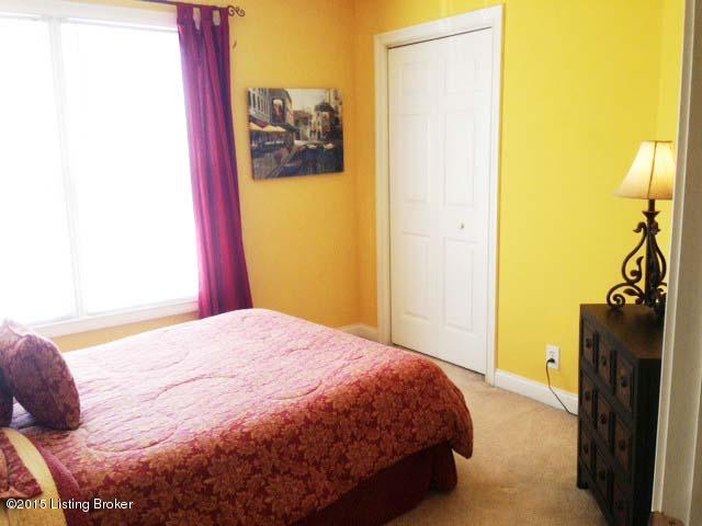 1415 Twin Ridge Road Lyndon, KY 40242 - Photo 24 of 36 3rd bedrm
