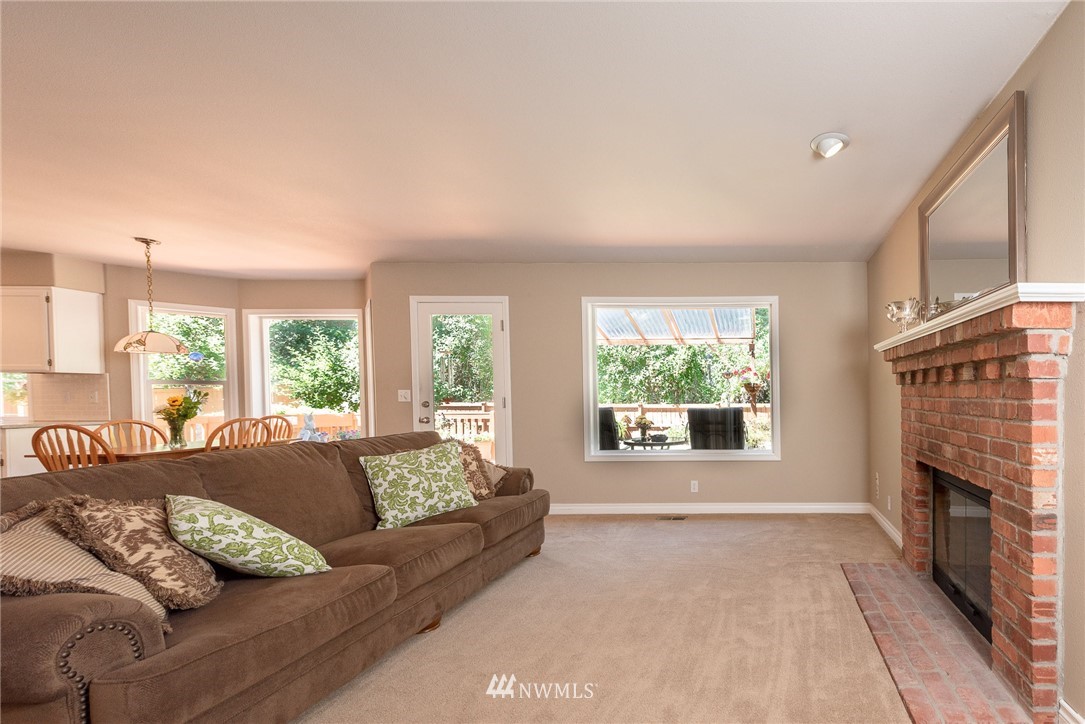 22601 17th Place West Bothell, WA 98021 - Photo 11 of 25