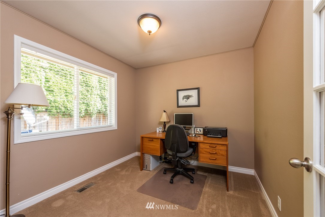 22601 17th Place West Bothell, WA 98021 - Photo 12 of 25