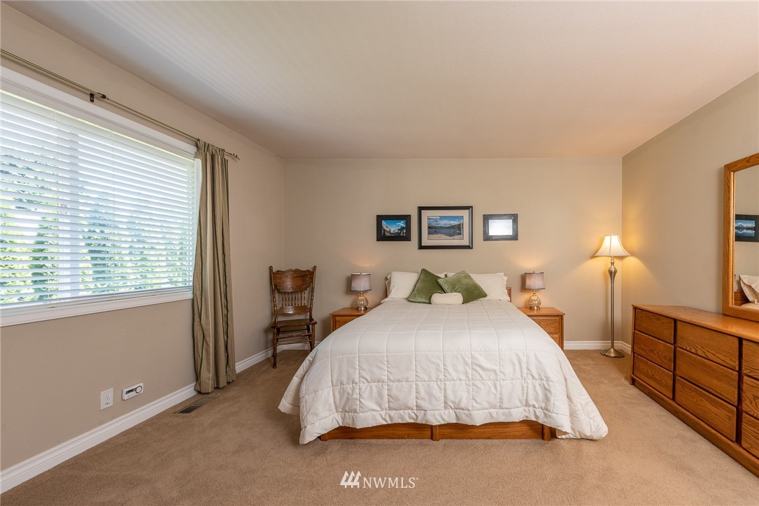 22601 17th Place West Bothell, WA 98021 - Photo 15 of 25