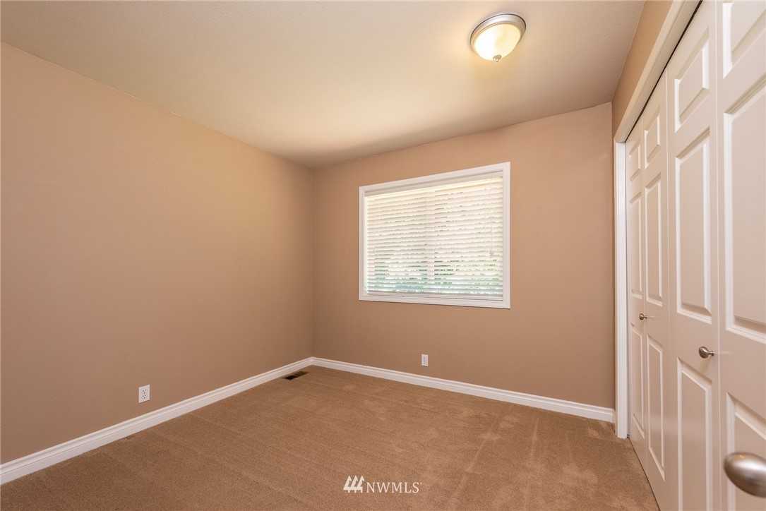 22601 17th Place West Bothell, WA 98021 - Photo 19 of 25
