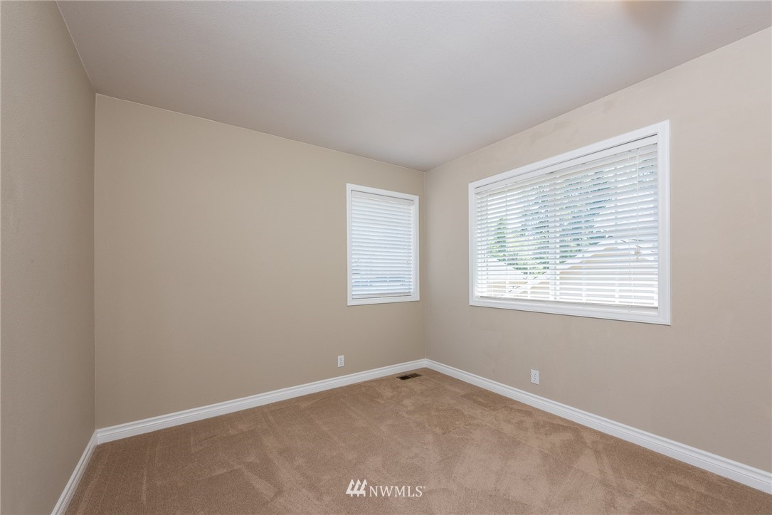 22601 17th Place West Bothell, WA 98021 - Photo 20 of 25