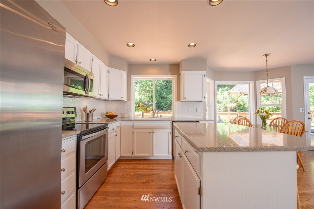 22601 17th Place West Bothell, WA 98021 - Photo 6 of 25