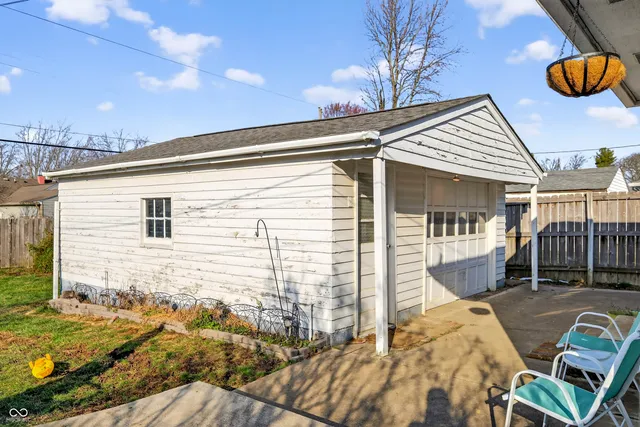 $209,000 | 426 North 14th Avenue, Beech Grove, IN 46107