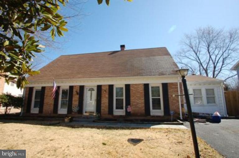 300 South Johnson Road Sterling, VA 20164 - Photo 3 of 16 Exterior (Main)