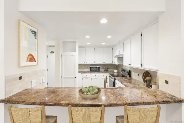 $529,000 | 5805 Friars Road, Unit 2115, San Diego, CA 92110